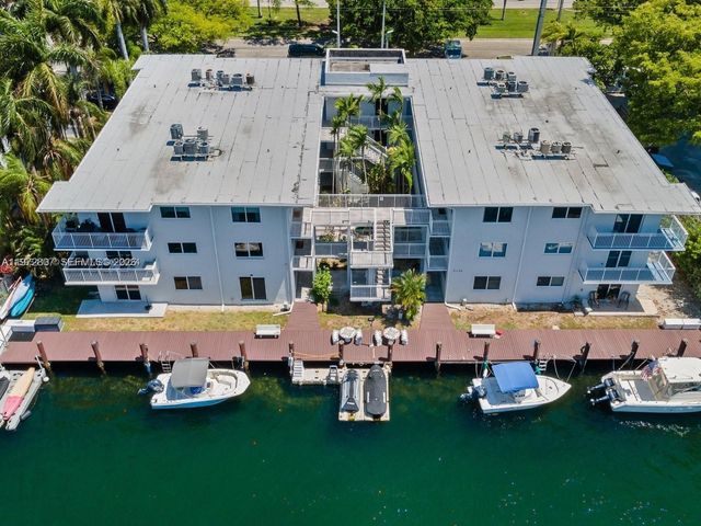 2430 NE 135th St 201, North Miami, FL 33181