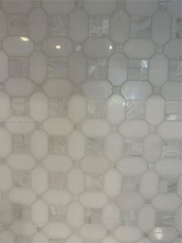 2430 NE 135th St 201, North Miami, FL 33181