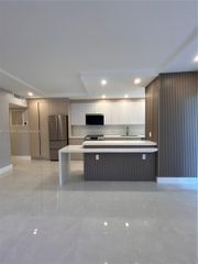 2430 NE 135th St 201, North Miami, FL 33181