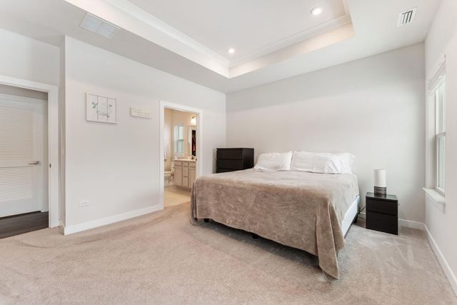 3694 Reddington Circle, Elgin, IL 60124