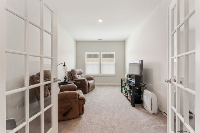 3694 Reddington Circle, Elgin, IL 60124