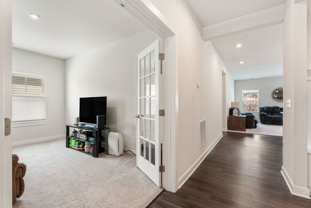 3694 Reddington Circle, Elgin, IL 60124