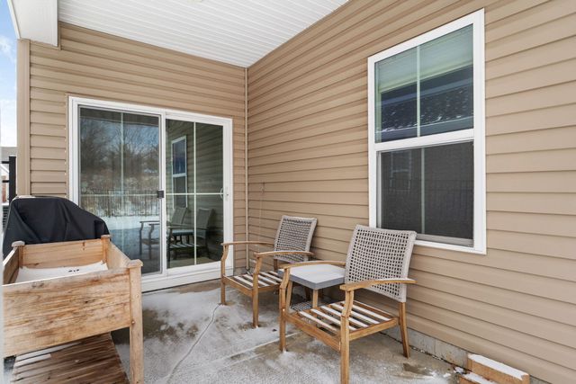 3694 Reddington Circle, Elgin, IL 60124