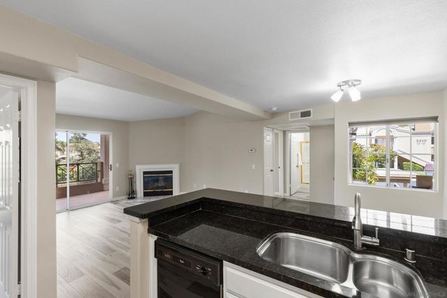 3110 Sello Ln 70, Carlsbad, CA 92009