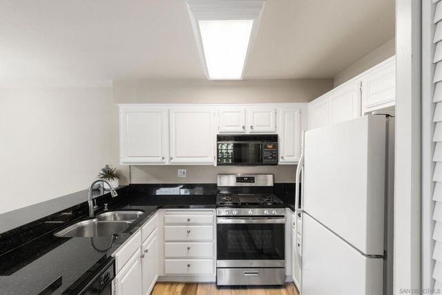 3110 Sello Ln 70, Carlsbad, CA 92009