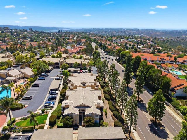3110 Sello Ln 70, Carlsbad, CA 92009