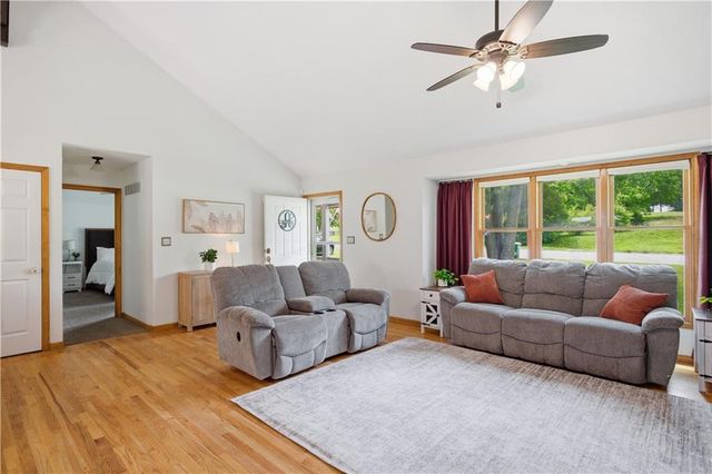 13206 Parallel Parkway, Kansas City, KS 66109