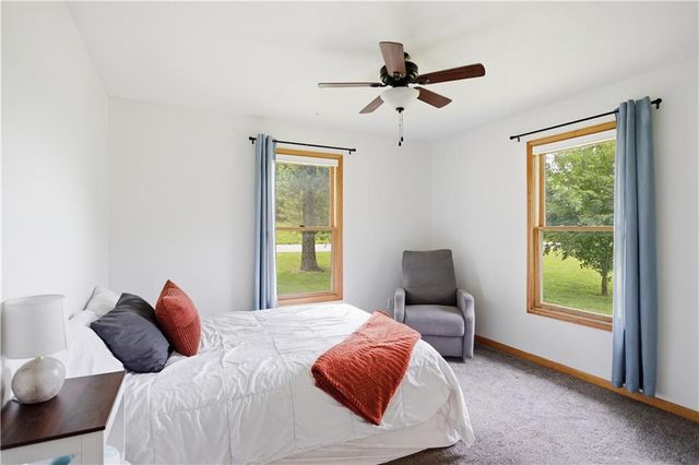 13206 Parallel Parkway, Kansas City, KS 66109