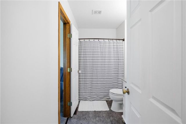 13206 Parallel Parkway, Kansas City, KS 66109
