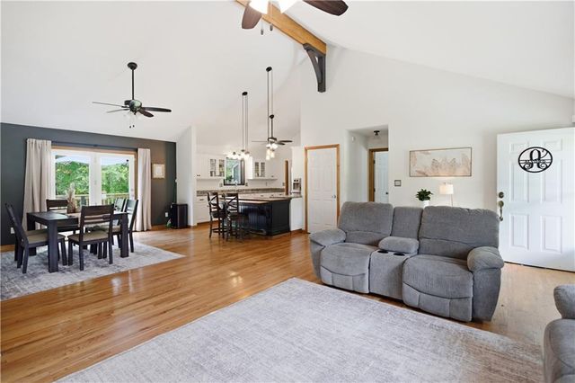 13206 Parallel Parkway, Kansas City, KS 66109