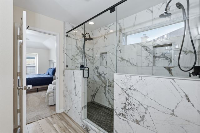 1002 Zachary Drive, Arlington, TX 76002