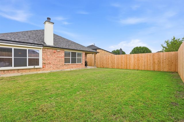1002 Zachary Drive, Arlington, TX 76002