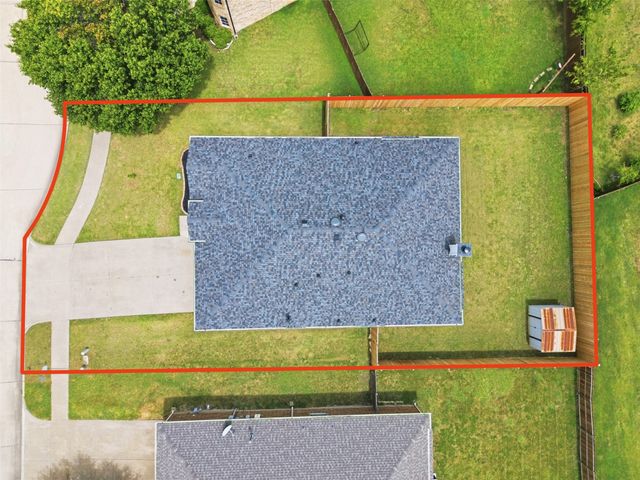 1002 Zachary Drive, Arlington, TX 76002