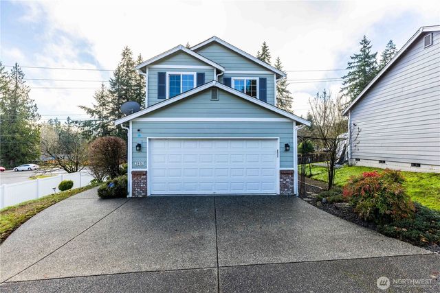 2890 Copper Creek Drive SE, Port Orchard, WA 98366
