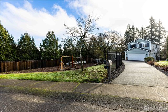 2890 Copper Creek Drive SE, Port Orchard, WA 98366