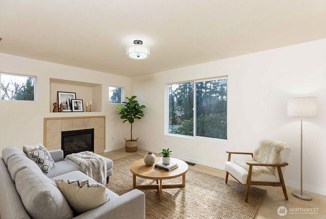 2890 Copper Creek Drive SE, Port Orchard, WA 98366