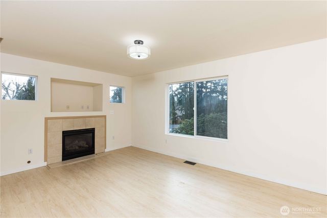 2890 Copper Creek Drive SE, Port Orchard, WA 98366