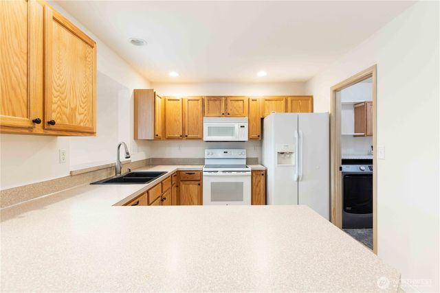 2890 Copper Creek Drive SE, Port Orchard, WA 98366