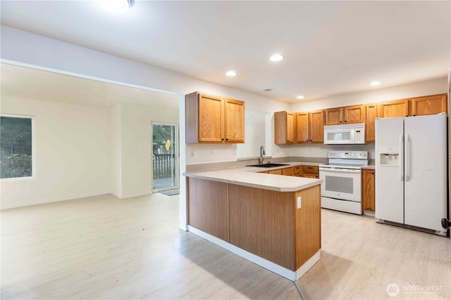 2890 Copper Creek Drive SE, Port Orchard, WA 98366