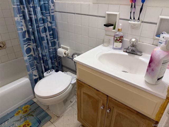 61-45 98th Street 9A, Rego Park, NY 11374