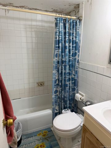61-45 98th Street 9A, Rego Park, NY 11374