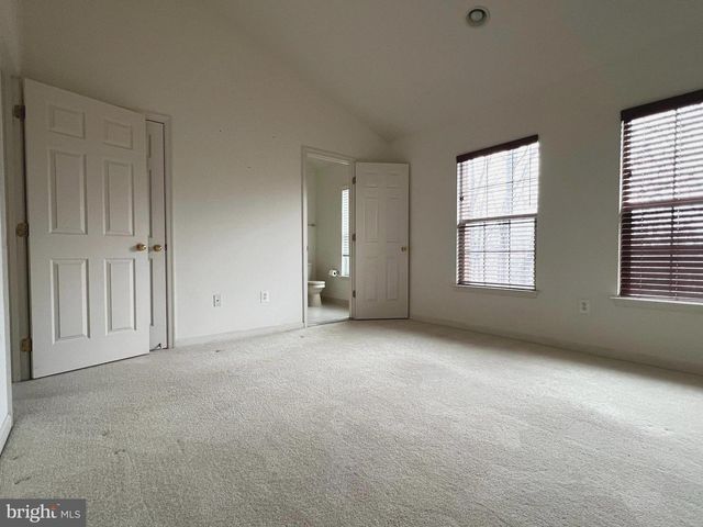 13416 FOUNTAIN CLUB DR, Germantown, MD 20874