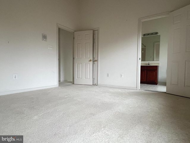 13416 FOUNTAIN CLUB DR, Germantown, MD 20874