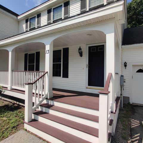 13 Snowdrop Lane, Litchfield, NH 03052