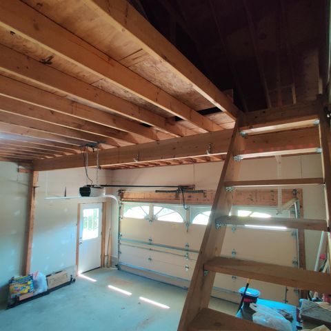 13 Snowdrop Lane, Litchfield, NH 03052