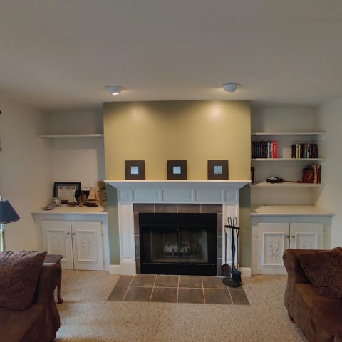 13 Snowdrop Lane, Litchfield, NH 03052