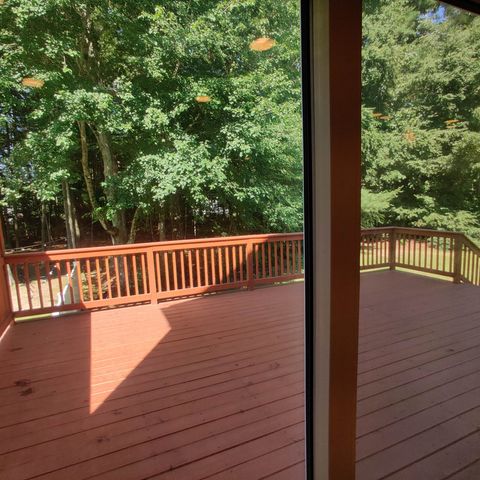 13 Snowdrop Lane, Litchfield, NH 03052
