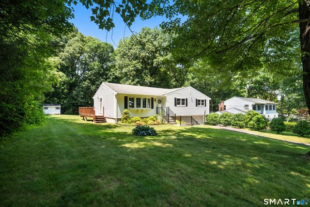 19 Crestwood Drive, Wolcott, CT 06716