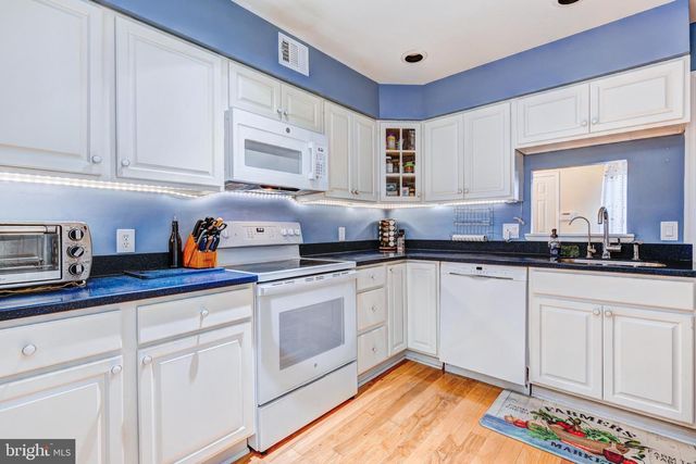 114 PINECREST LN, King Of Prussia, PA 19406