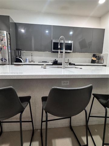 14613 SW 13th St, Pembroke Pines, FL 33027