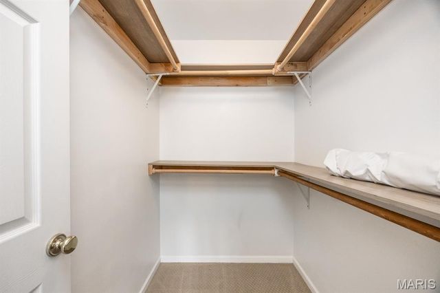 10927 Upland Terrace Drive, Lebanon, IL 62254