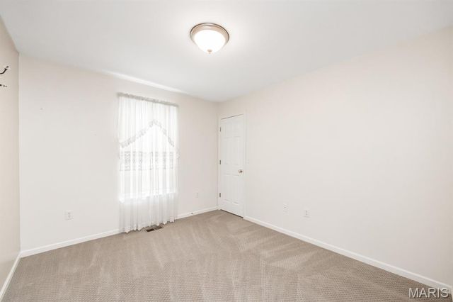 10927 Upland Terrace Drive, Lebanon, IL 62254