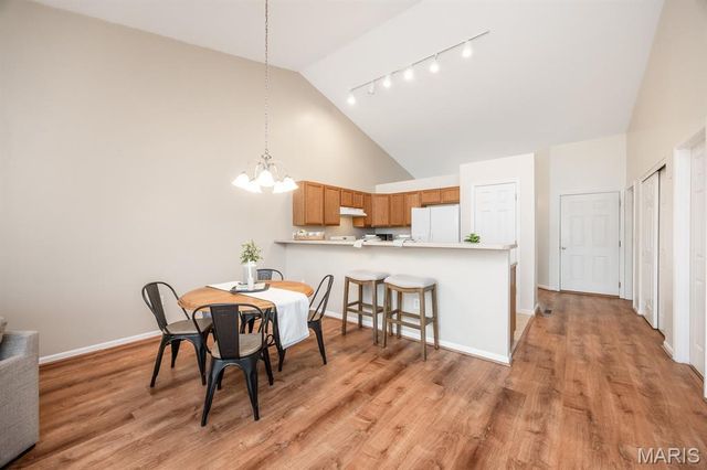 10927 Upland Terrace Drive, Lebanon, IL 62254