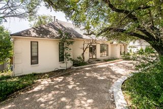1909 Dakar Road E, Fort Worth, TX 76116