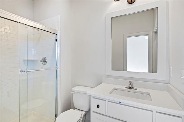 21901 W 99th Terrace, Lenexa, KS 66220