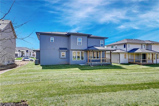 21901 W 99th Terrace, Lenexa, KS 66220