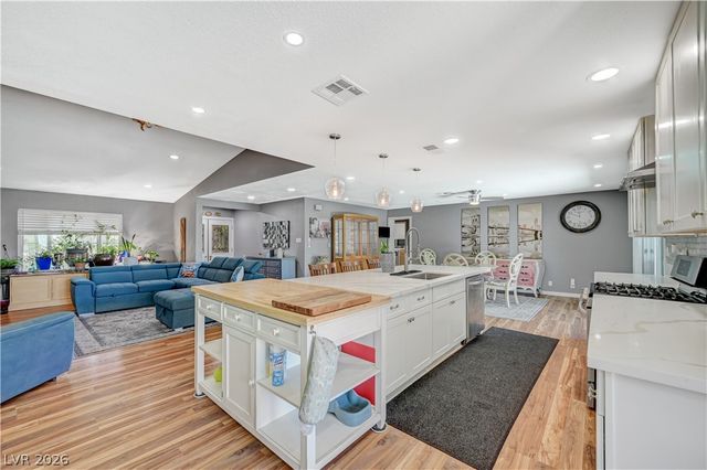 6358 Elmira Drive, Las Vegas, NV 89118