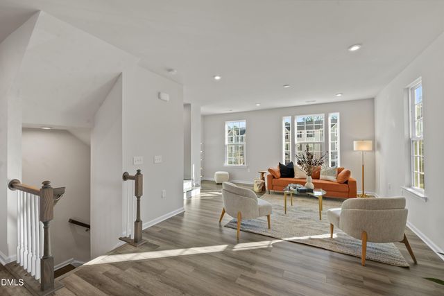 6621 Pathfinder Way, Raleigh, NC 27616