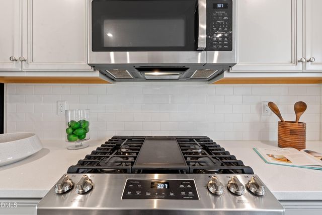 6621 Pathfinder Way, Raleigh, NC 27616