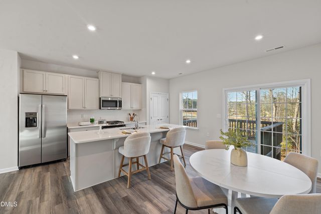 6621 Pathfinder Way, Raleigh, NC 27616