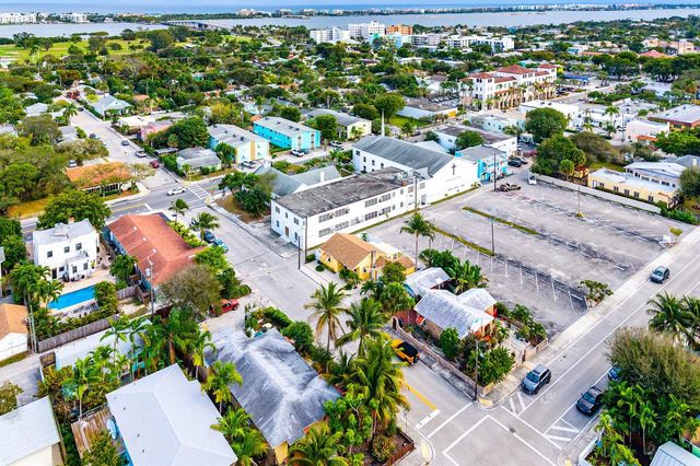411 3rd Avenue N, Lake Worth Beach, FL 33460