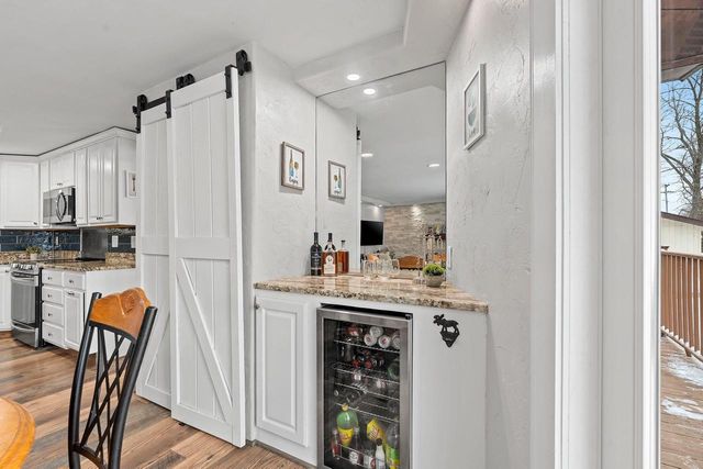 129 W WALLRICH ROAD, Cecil, WI 54111