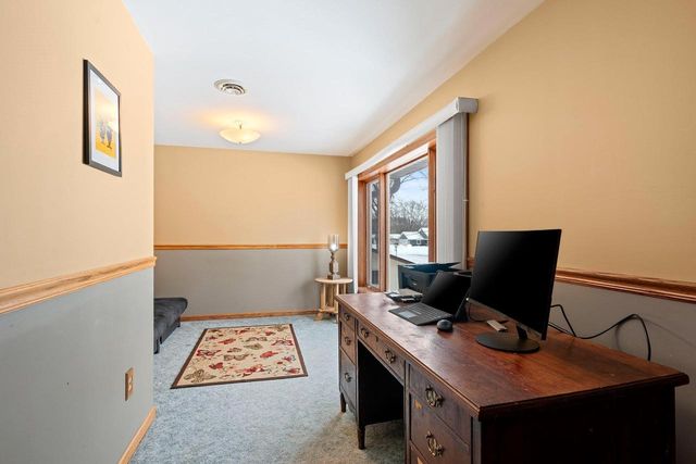 129 W WALLRICH ROAD, Cecil, WI 54111