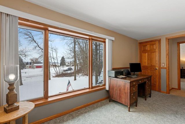 129 W WALLRICH ROAD, Cecil, WI 54111