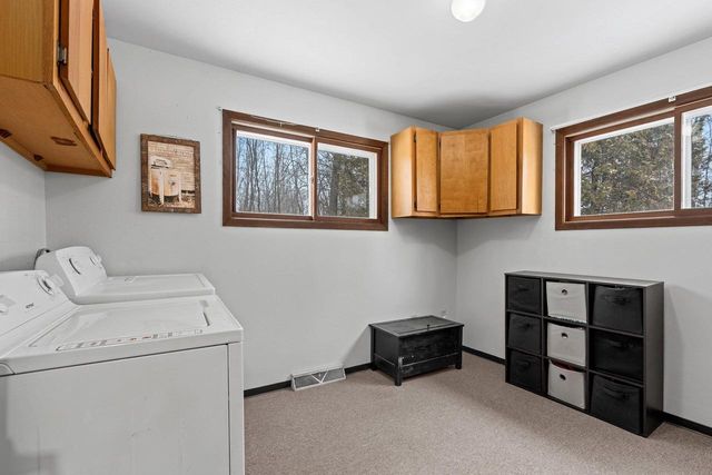 129 W WALLRICH ROAD, Cecil, WI 54111