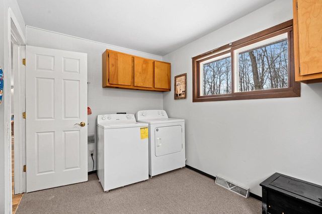 129 W WALLRICH ROAD, Cecil, WI 54111